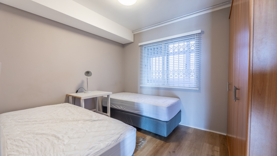 2 Bedroom Property for Sale in Waves Edge Western Cape
